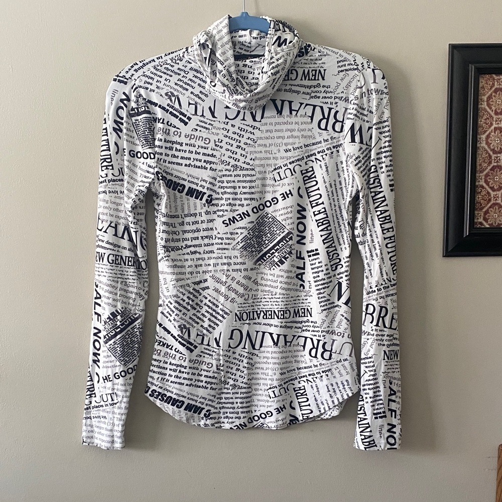 Almost Famous Black and White newspaper Text Print Long Sleeve Top